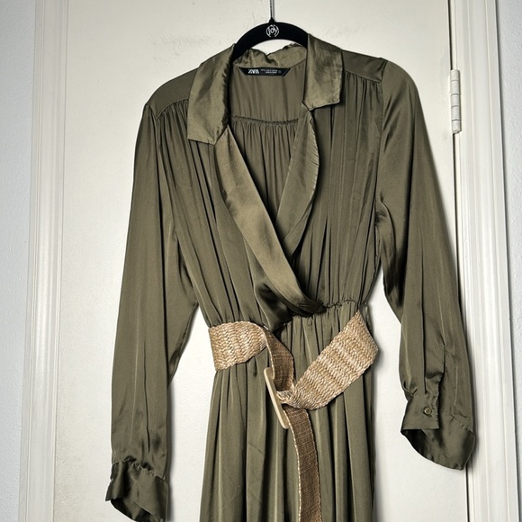 EUC Olive Green Zara Classy Belted Longsleeve Satin-Like Jumpsuit Size Medium - Picture 3 of 10